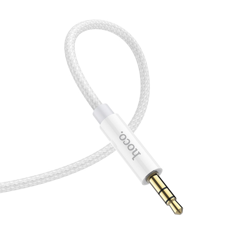 UPA19 Aux Cable 3.5mm to 3.5mm (1m) - SKmobile Canada