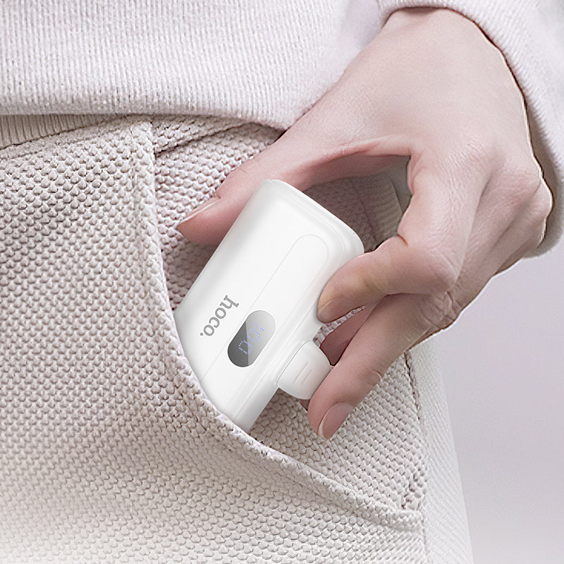 Cool Charging Pocket USB-C Power Bank with Digital Display (5000 mAh)