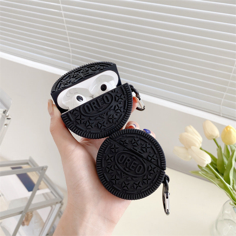 Oreo Chocolate Cookie AirPods Case