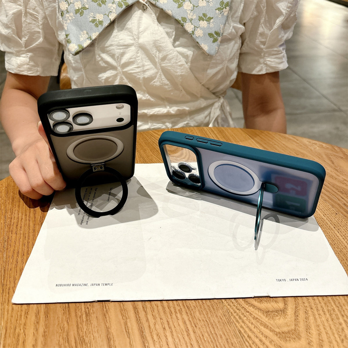 Circle Kick Stand MagSafe Case for iPhone 17 Series (ALL)