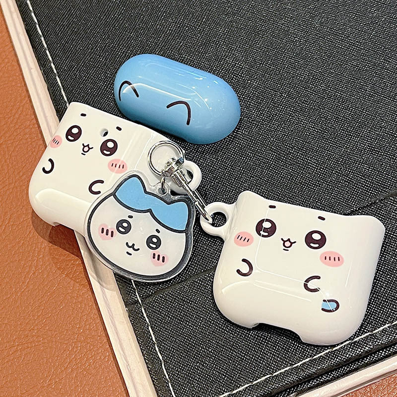 Hachiware AirPods Case