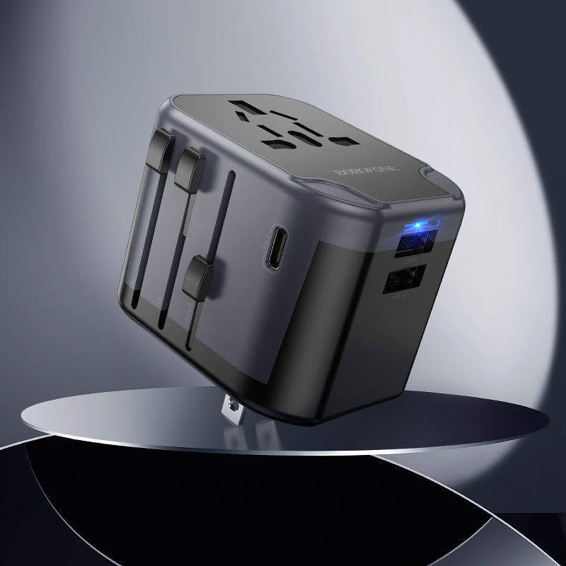 Leader 3-Port Universal Conversion Charger (1 x USB-C, 2 x USB-A) - SKmobile Canada