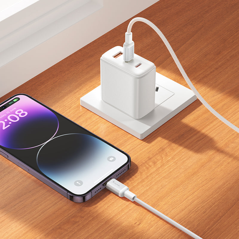 USB-C to Lightning Braided Fast Charging Cable 30W Power Delivery 1m