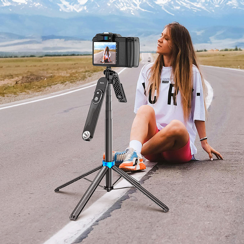 Selfie Stick with Quadropod Stand (1.75m) - SKmobile Canada