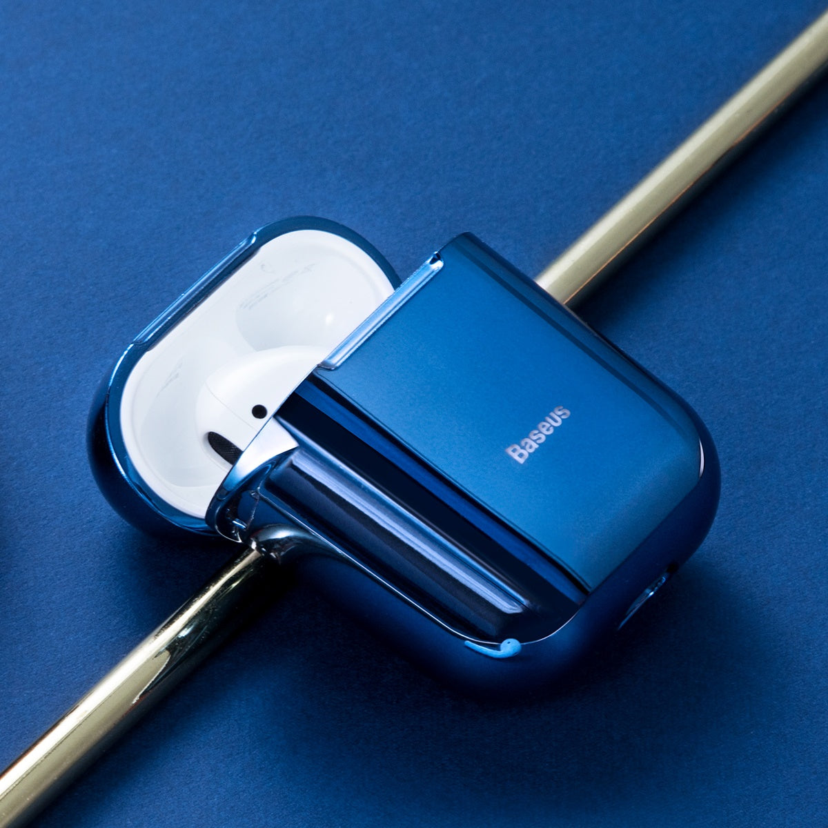 Baseus Shining Hook Case for AirPods 1st / 2nd Gen - SKmobile Canada