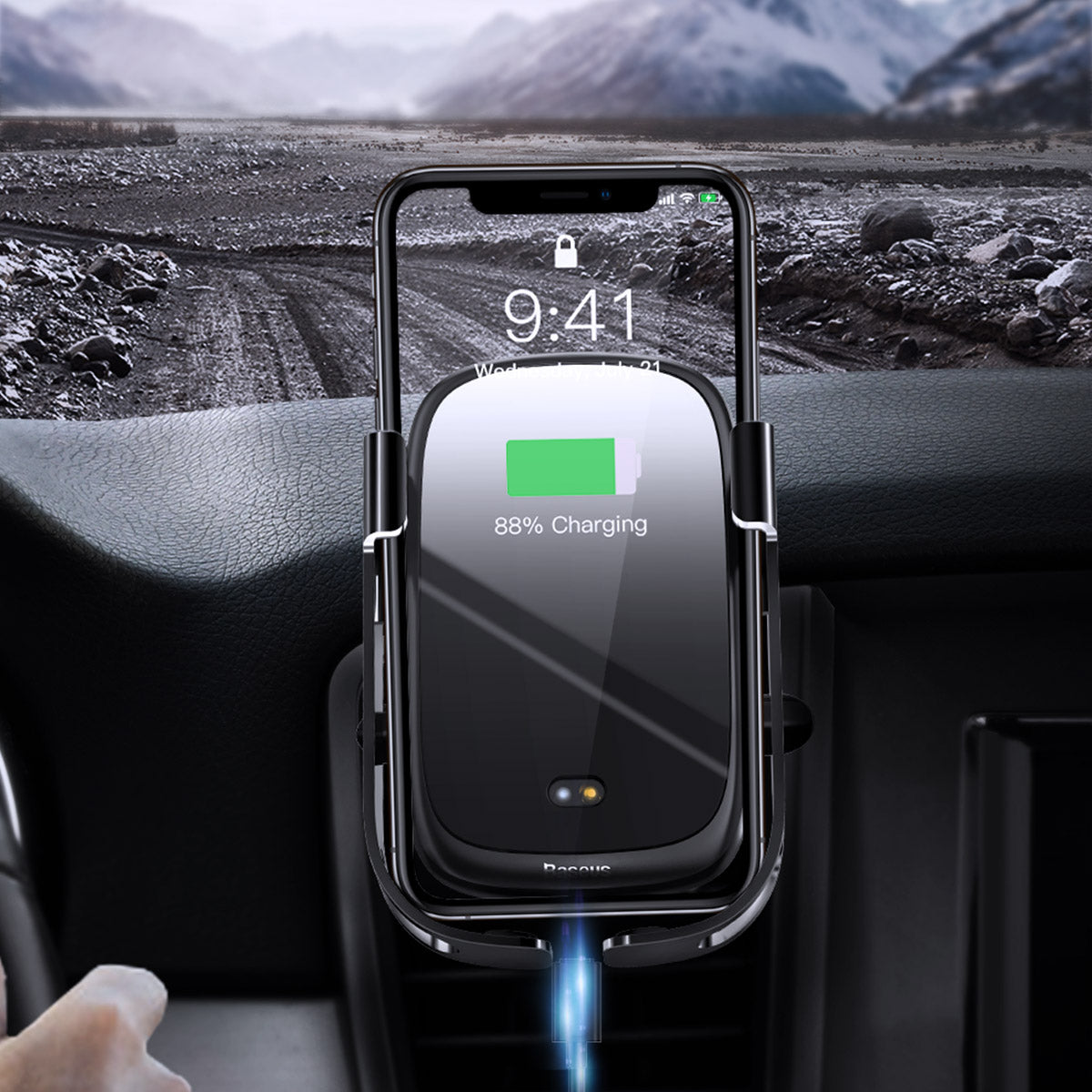 Rock-Solid Electric Car Mount with Wireless Charging for Air Vents - SKmobile Canada